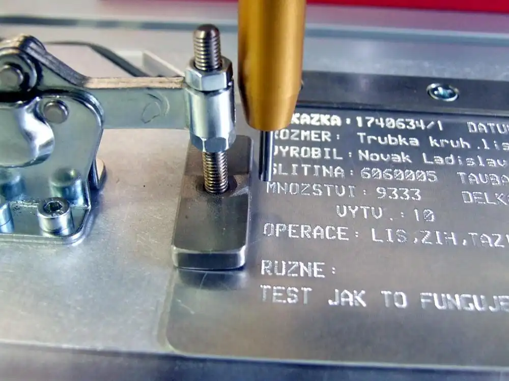Pneumatic marking machine Pneumatic marking machine