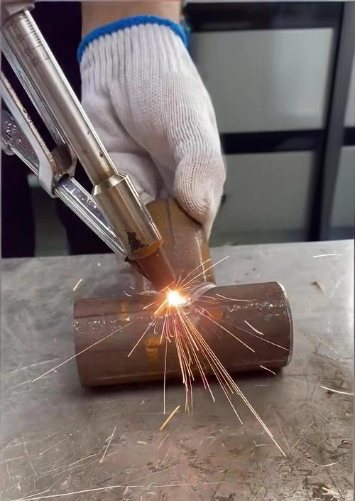 laser welding machine