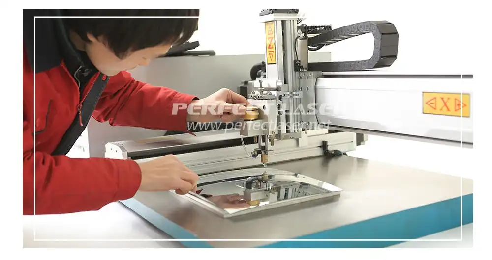 glass cutting machine