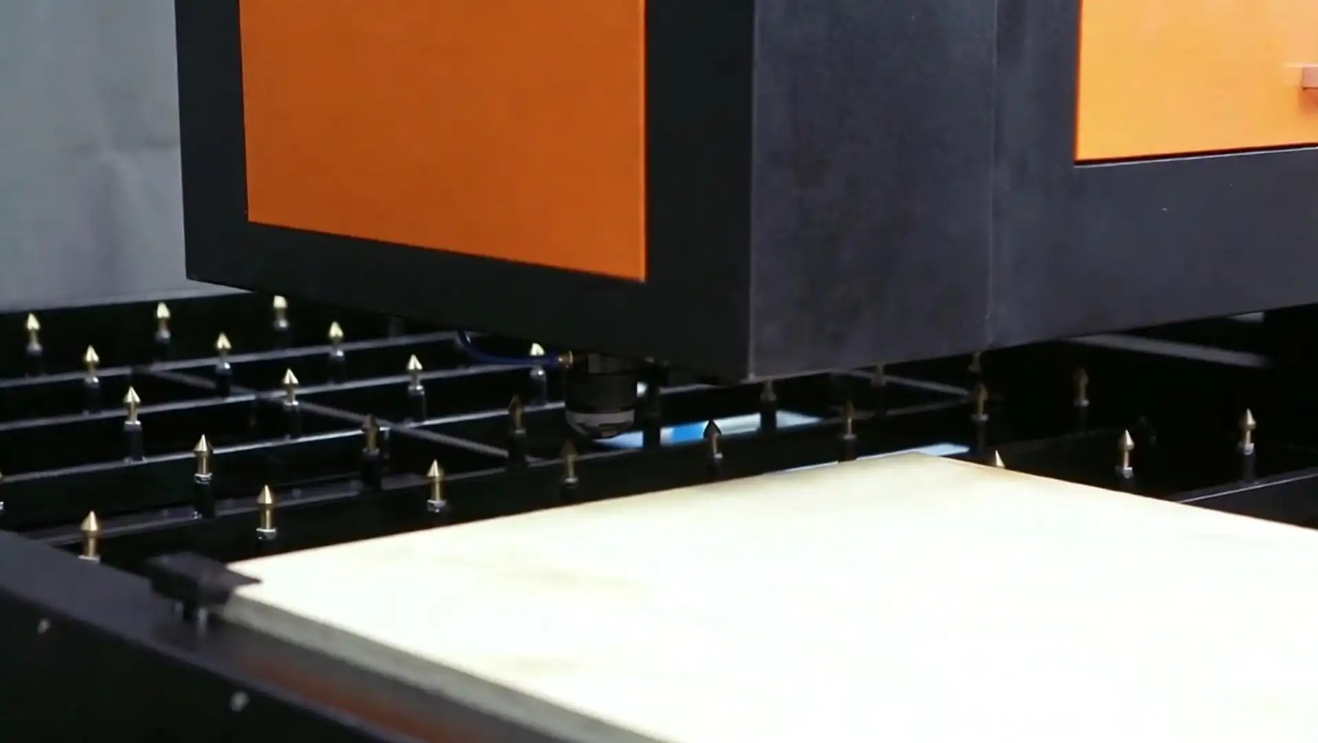 laser die cutting machine
