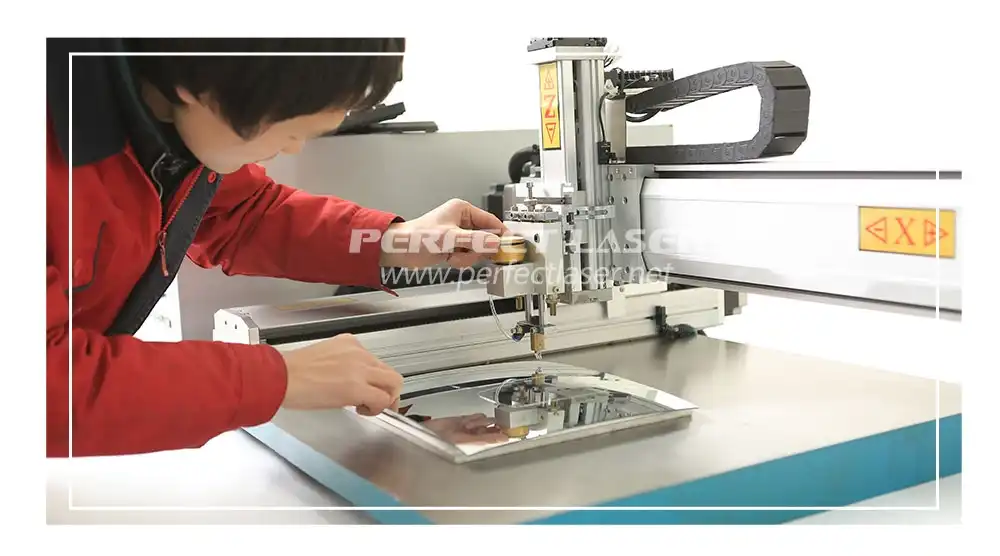 small glass cutting machine