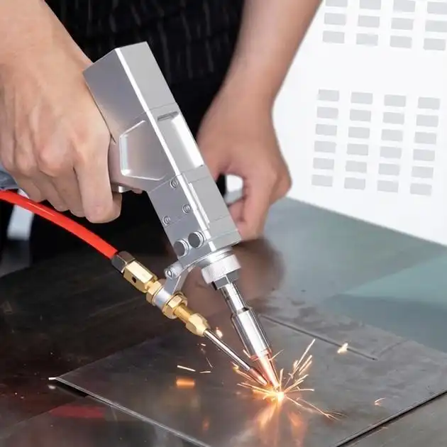 handheld laser welder